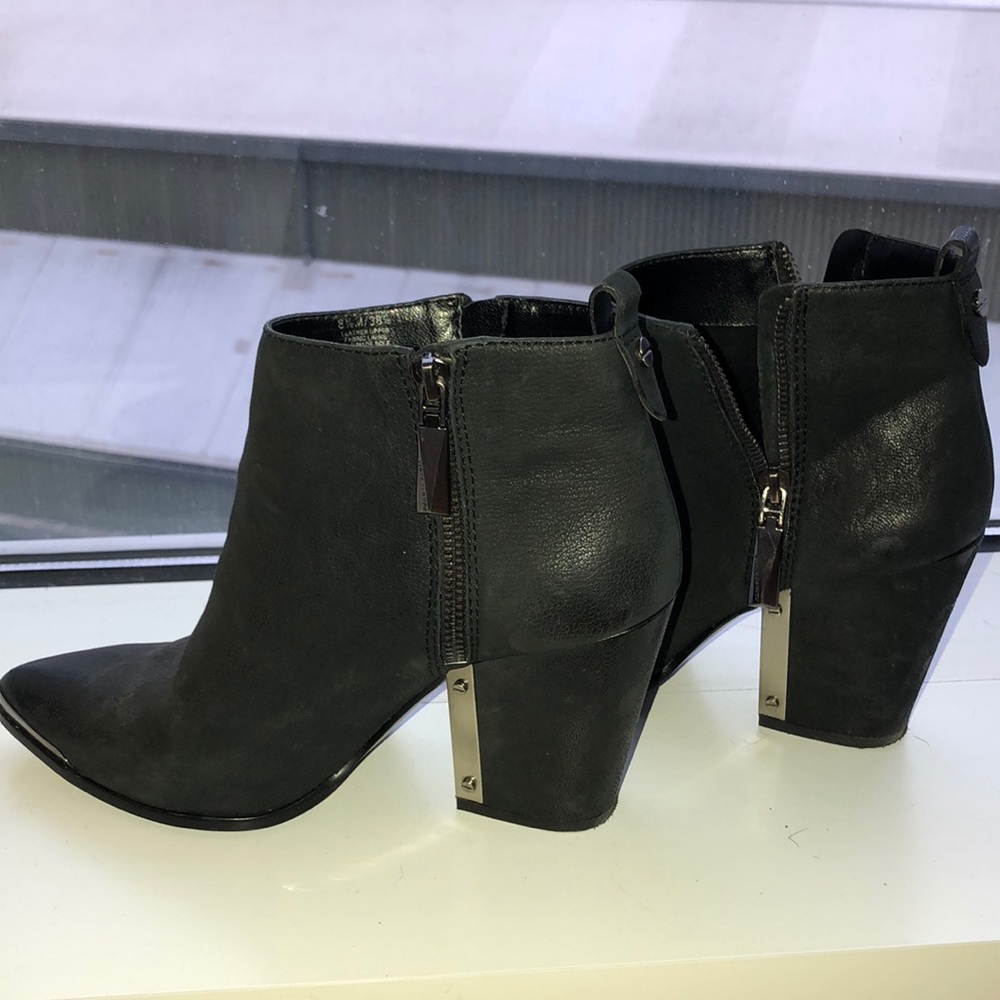 Vince Cameron Booties